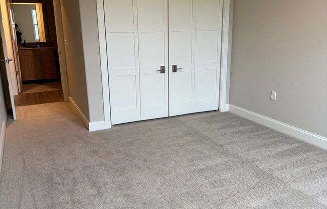 2 beds, 2 baths, 1,255 sqft, $2,225, Unit 220