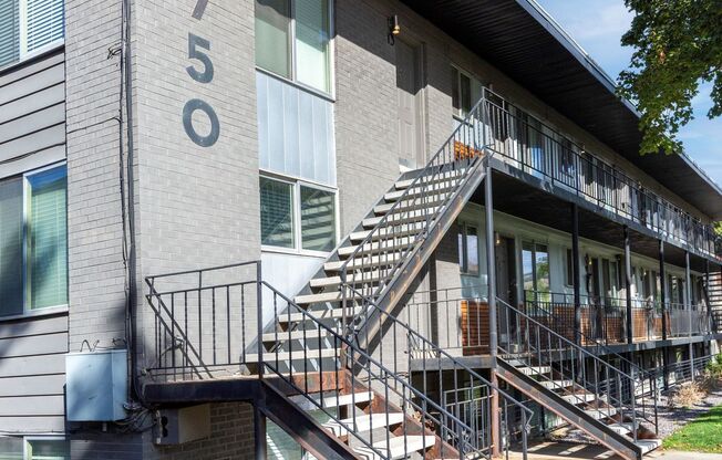 1 bed, 1 bath, 560 sqft, $1,195, Unit 10