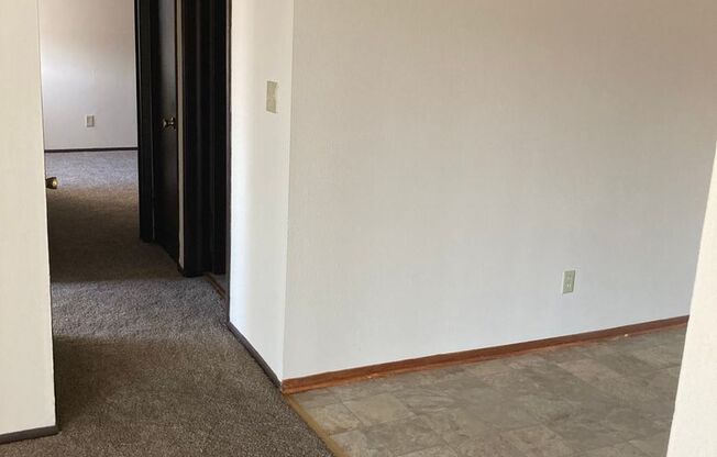 2 beds, 1 bath, 875 sqft, $1,144, Unit 7972 - 201