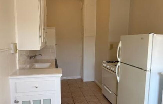 Studio, 1 bath, 500 sqft, $1,795, Unit 203