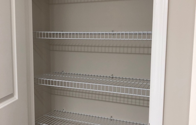 2 beds, 2 baths, 1,131 sqft, $1,425, Unit 2796-7