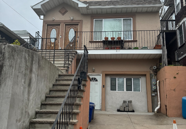 107 SCRIBNER AVE