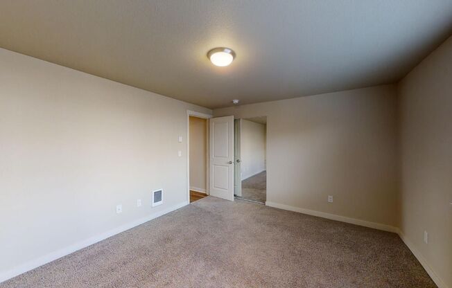2 beds, 1 bath, 961 sqft, $1,395, Unit 8