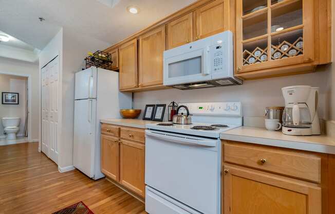 the orchard apartments kitchen