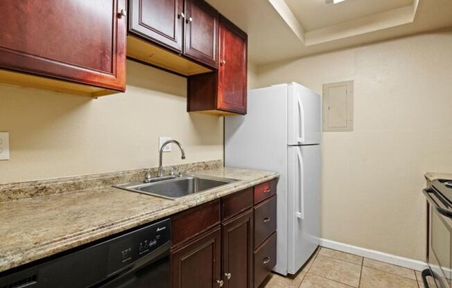 3 beds, 2 baths, 1,115 sqft, $1,345