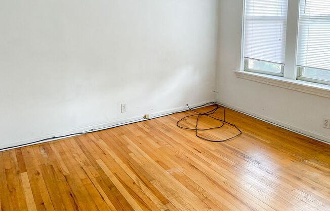 1 bed, 1 bath, 710 sqft, $1,775, Unit 1942-1