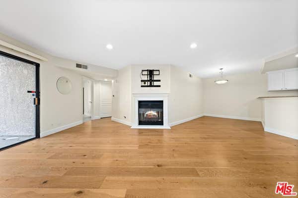 1633 S Bentley Ave Apt 104