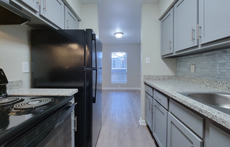 Studio, 1 bath, 525 sqft, $1,059