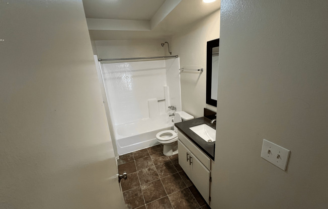 2 beds, 2 baths, 1,195 sqft, $4,198, Unit 404