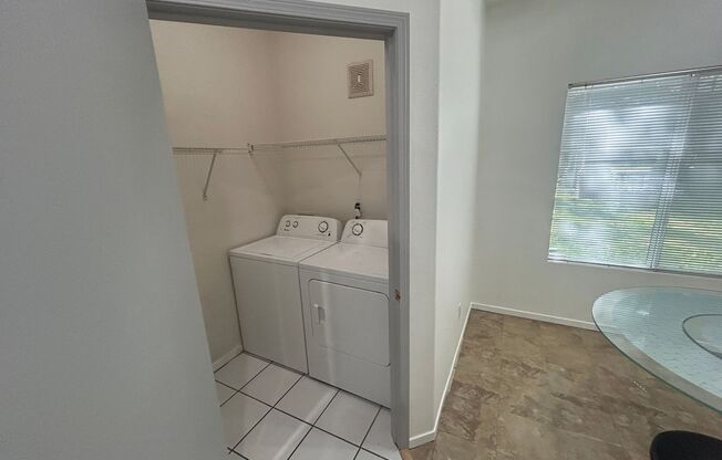 2 beds, 2 baths, $1,395, Unit 1101