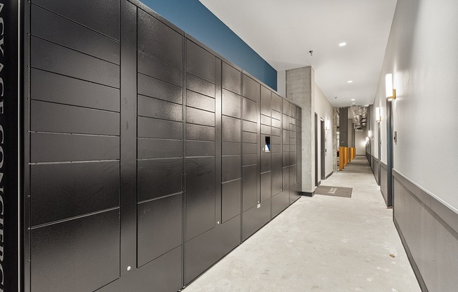 Adera - Package Lockers