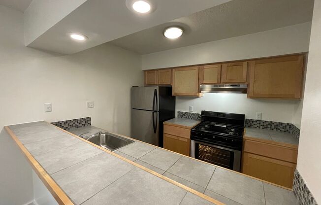 1 bed, 1 bath, 650 sqft, $1,409, Unit PEN-101A