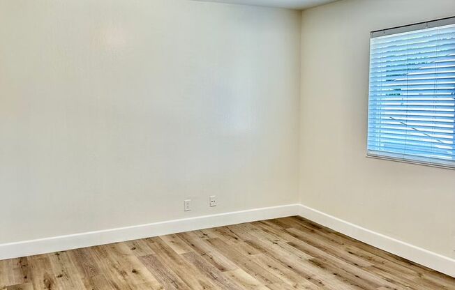 Fully remodeled town home!
