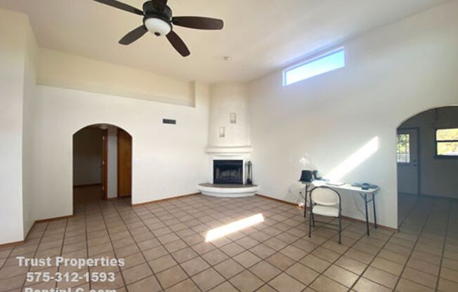 Spacious 4/3 off Elks Club