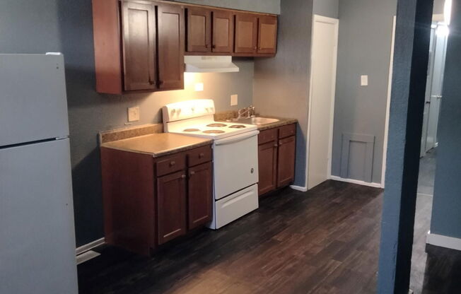 137 Naugatuck St