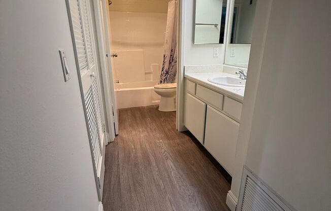 1 bed, 1 bath, 850 sqft, $2,275, Unit 207