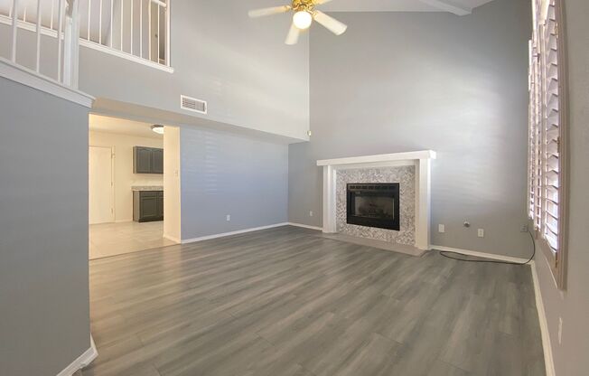 East El Paso 3 bed Refrig A/C with Loft