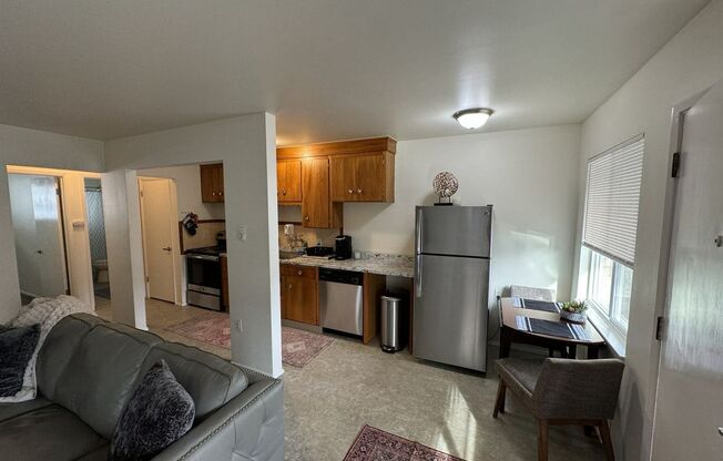 1 bed, 1 bath, 625 sqft, $1,699, Unit 1016