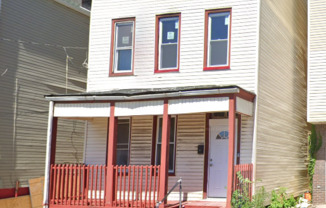 379 CHADWICK AVE