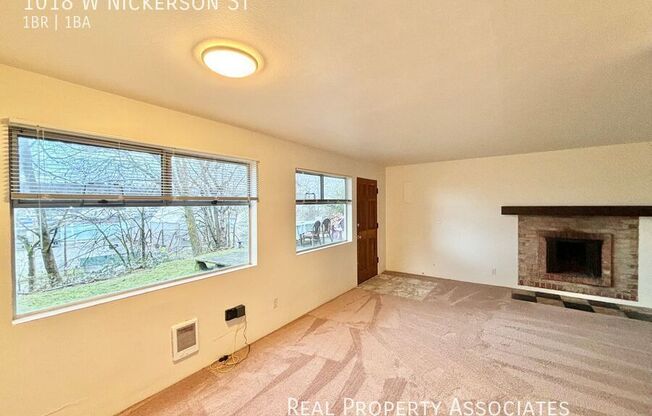 1018 W NICKERSON ST