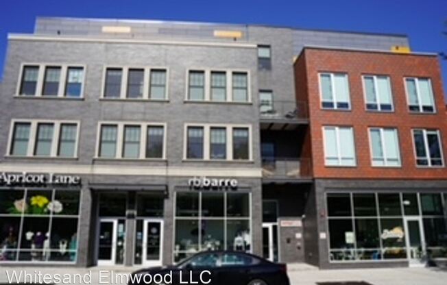 District West Lofts on Elmwood:  1 & 2 Bedroom NEW Luxury Apartments in the heart of the Elmwood District