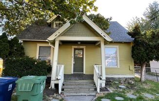 2216 N Madison