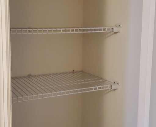 2 beds, 1.5 baths, 1,100 sqft, $1,165, Unit 190207