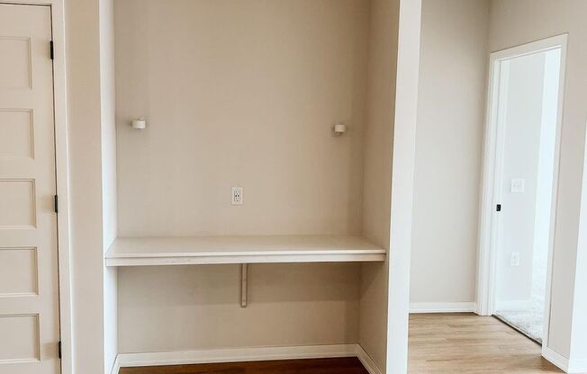 1 bed, 1 bath, 918 sqft, $2,495, Unit 206