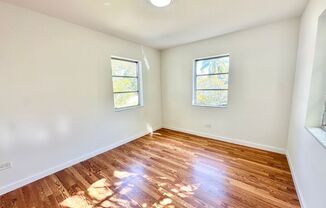 2 beds, 1 bath, $2,400