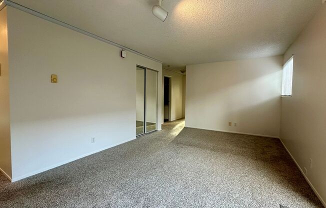 Twin Oaks Apartments