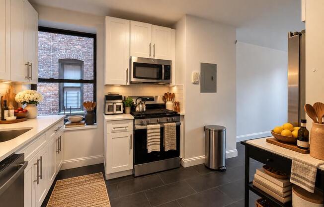 209 W 97 ST