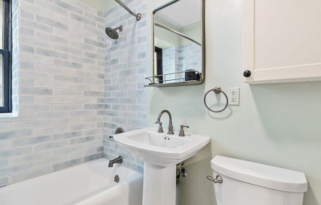 1 bed, 1 bath, 810 sqft, $2,375, Unit 201FS