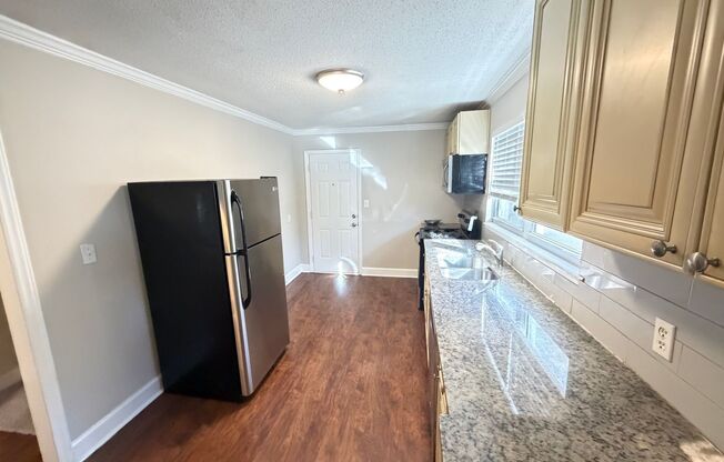 2Bed/1Ba Duplex close to Downtown Concord Fully Renovated with Laundry Room on Site