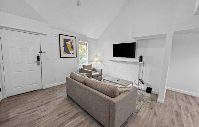 2 beds, 2 baths, 700 sqft, $2,165, Unit BLDG 1036 - APT 205