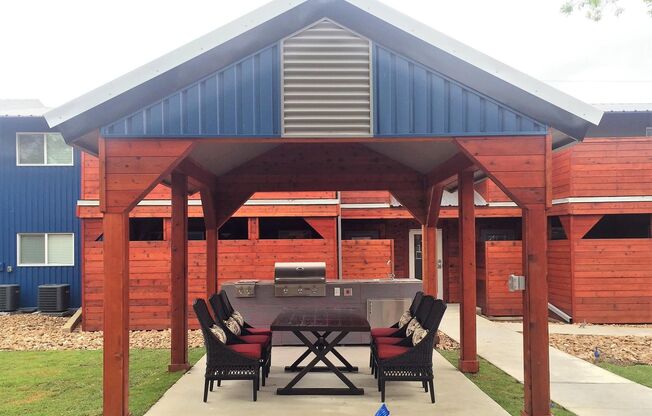 4019 VANCE JACKSON RD