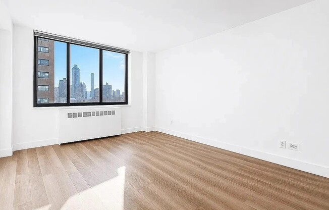 1 bed, 1 bath, 650 sqft, $5,600, Unit 18E