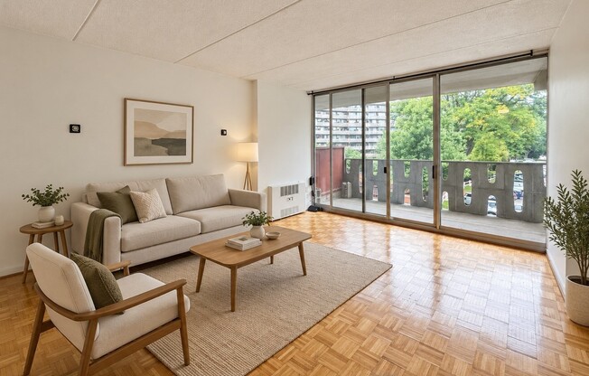1 bed, 1 bath, 385 sqft, $1,750, Unit 240