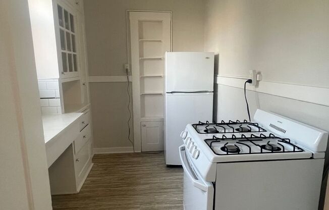 Studio, 1 bath, $1,750, Unit 7