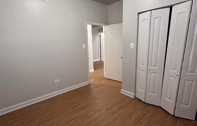 4 beds, 1 bath, $2,583