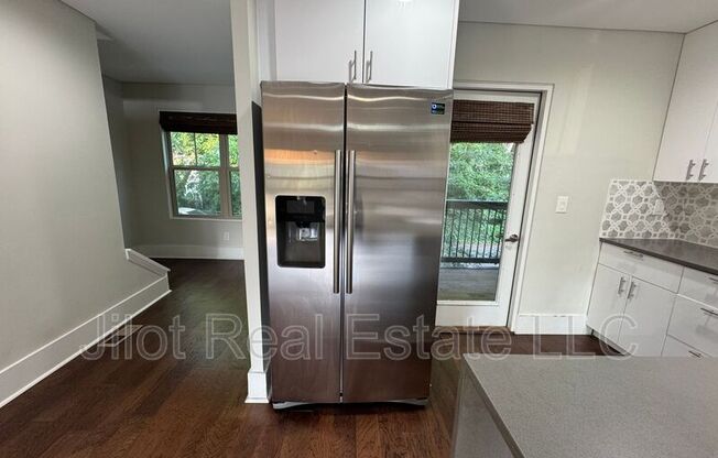 1280 DAHLGREN LN