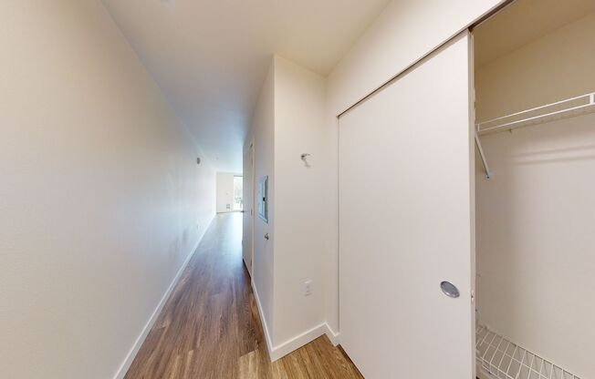 Studio, 1 bath, 341 sqft, $1,205, Unit 03