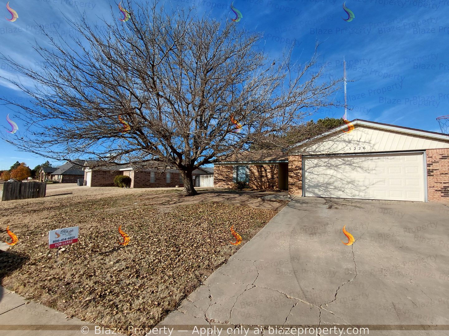 3 Bed 2 Bath Home with a Garage For Rent