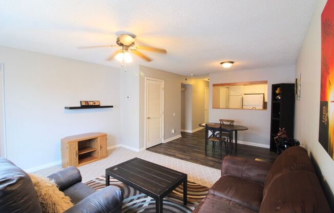 2 beds, 2 baths, $750