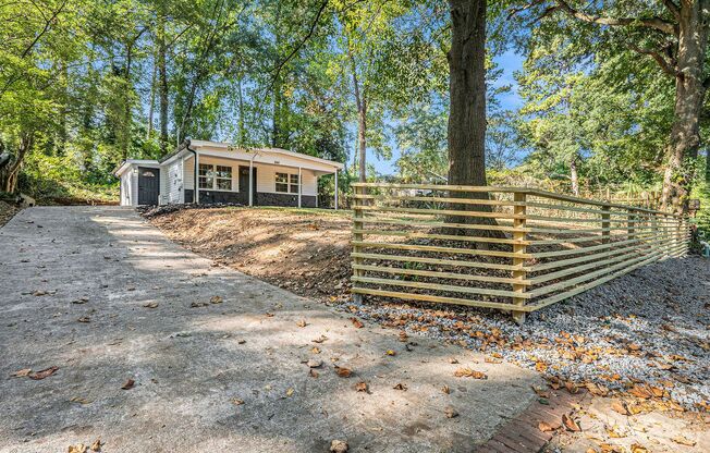 Fully Renovated Cottage near Downtown Smyrna!