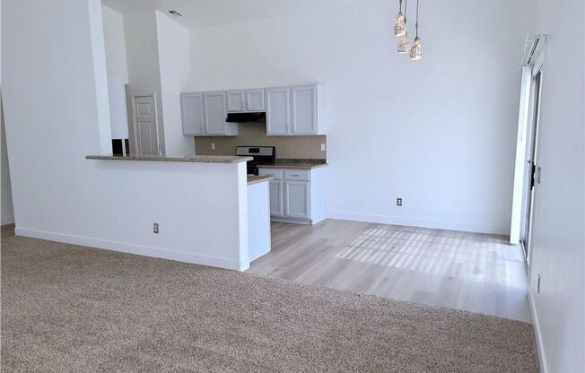 Single-Story Comfort | Granite Counters, Walk-In Closet & Roomy Backyard — No HOA!