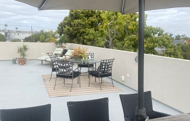 4 beds, 3.5 baths, $14,000