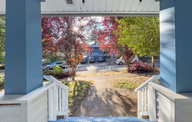 Spacious Large Sanctuary in SE Portland’s Coveted Mt. Tabor Neighborhood W/ Bonus Second Kitchen + Bonus Den!