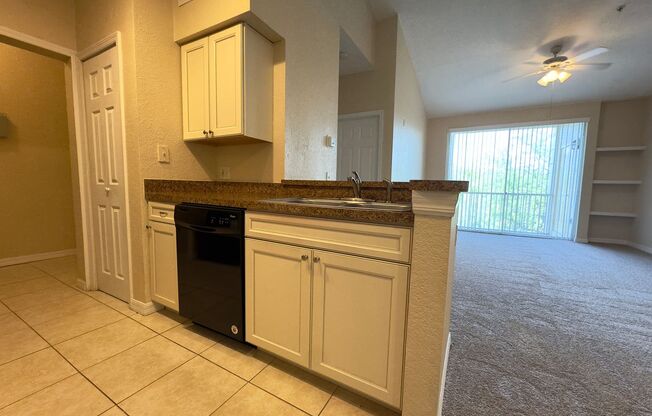 Upgraded, One Bedroom/One Bath Visconti Condo with 1-Car Garage!