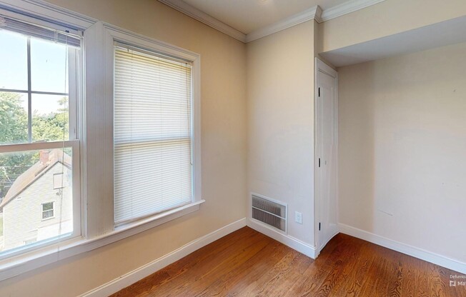 2 beds, 1 bath, 800 sqft, $3,075, Unit 3