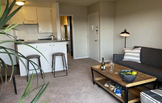 Spacious Studio Apartment in Paradise Gardens at Long Beach California.